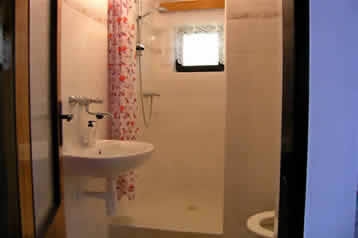 Češka Chata Týn nad Vltavou, Eksterier